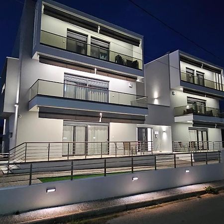 Elinor Apartments Flogita Exteriör bild