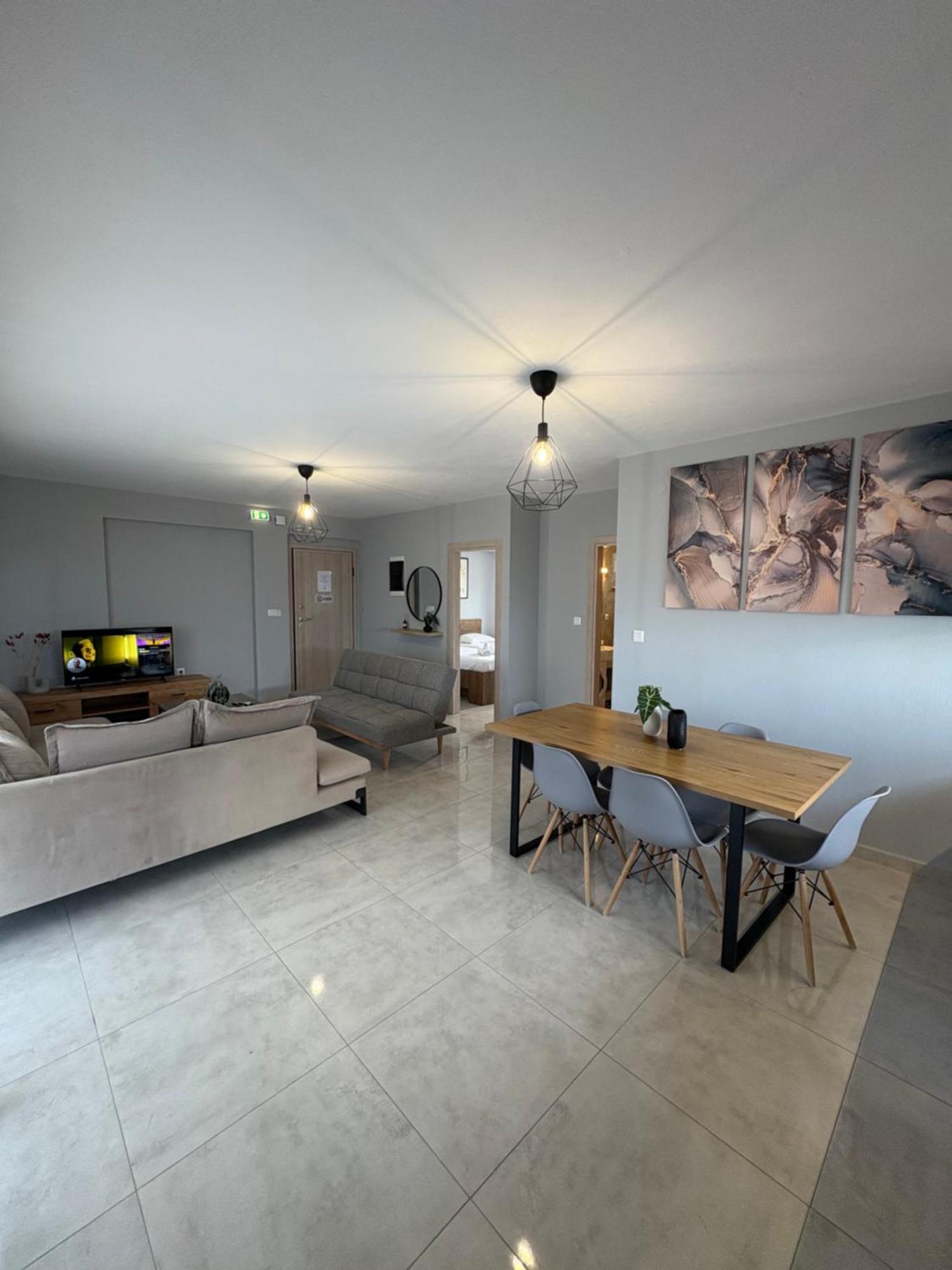 Elinor Apartments Flogita Exteriör bild