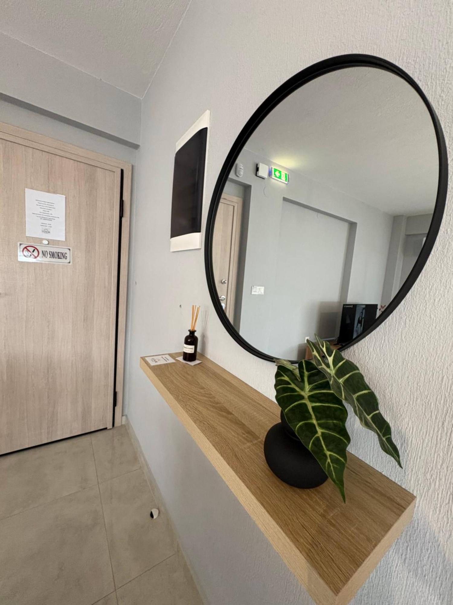 Elinor Apartments Flogita Exteriör bild
